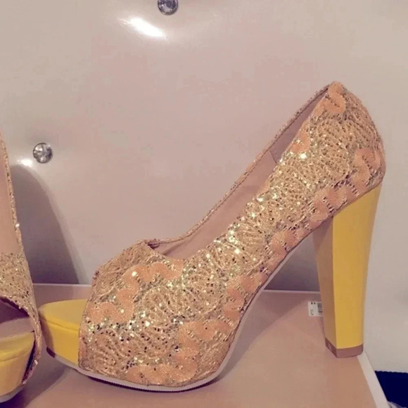 NWOT High Heel Sandal Shoes Peep Toe Elegant Party Wedding Dress Shoes Size 7.5 - Picture 3 of 5